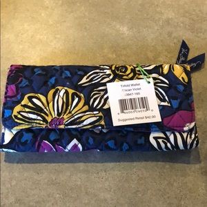 BNWT Vera Bradley trifold wallet in African violet